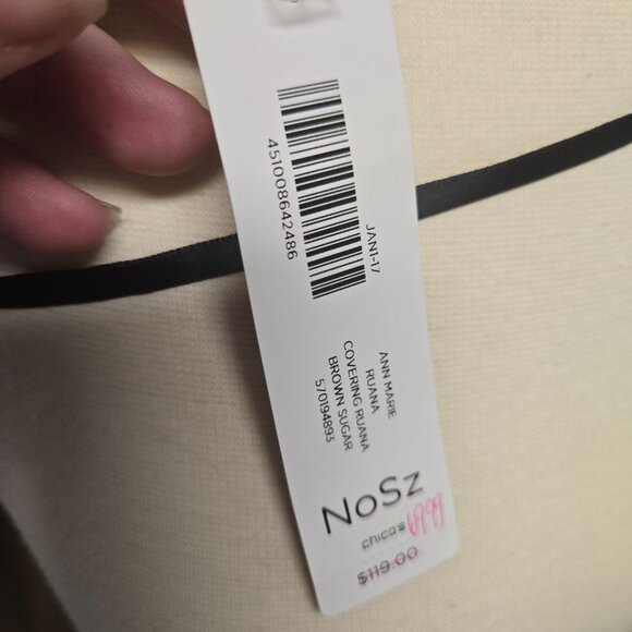 Chico's - Picture 4 of 5